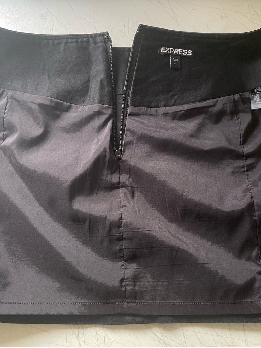 Express Black Mini Skirt size 6 lined - Picture 6 of 13